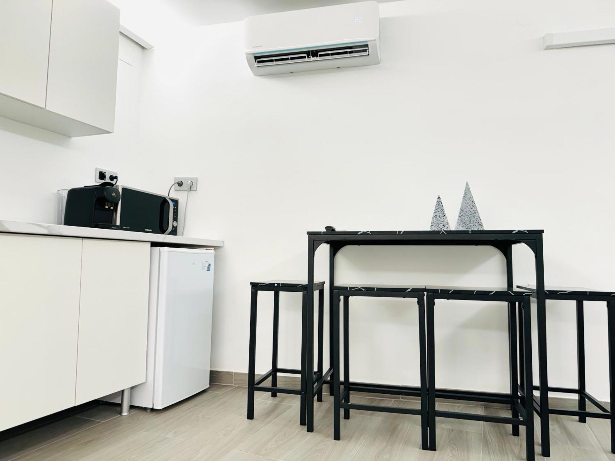 Avakian Suite Valence Extérieur photo